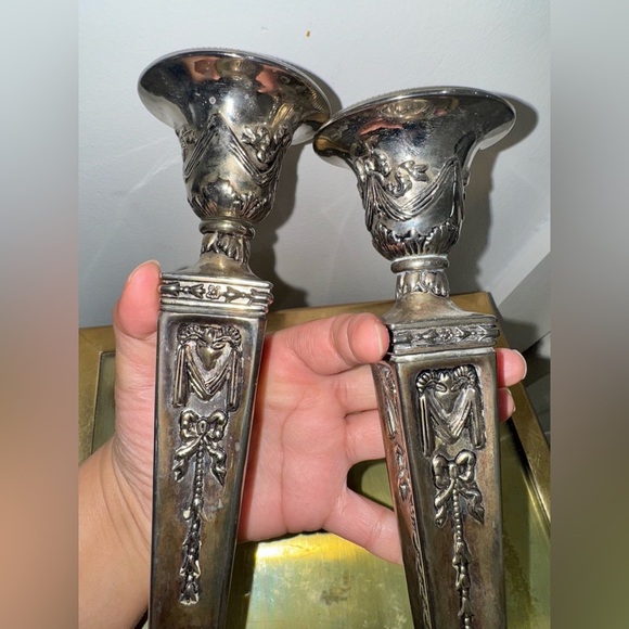 Pair of Topazio Silver-plated Rams-Head Neoclassical Candlesticks - Picture 7 of 8